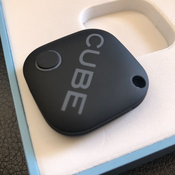 New!! Cube Key Finder Smart Tracker Bluetooth Tracker - Picture 7 of 10
